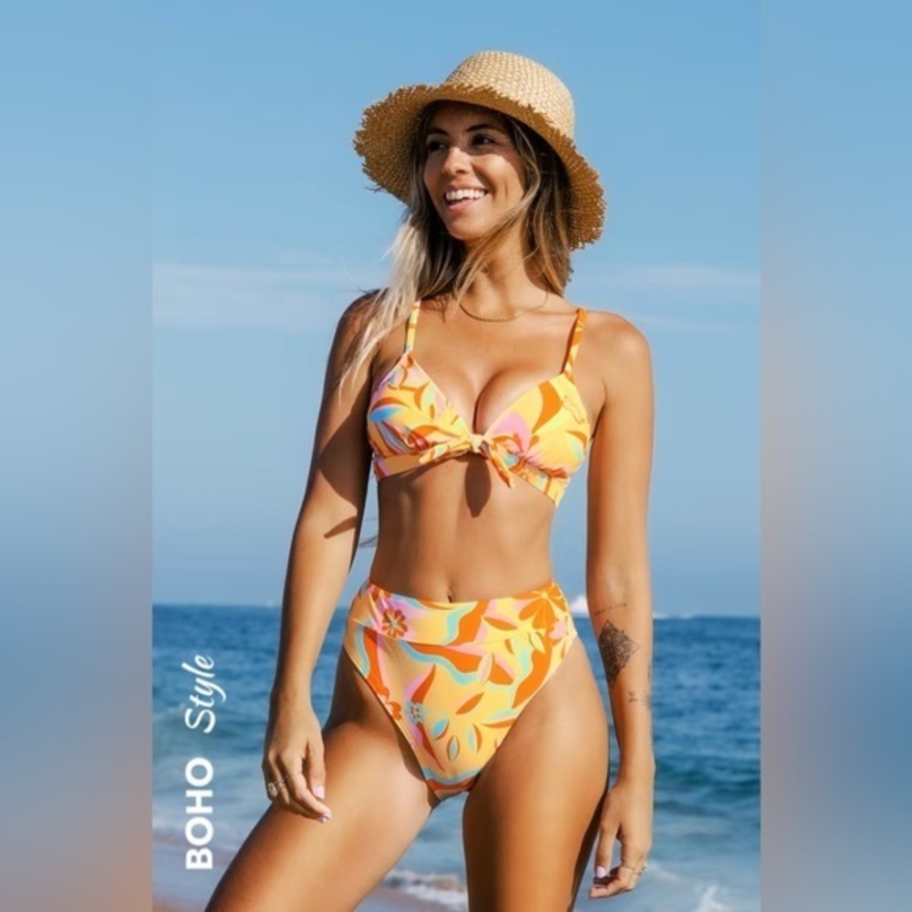 Cupshe multicolor retro daisy bikini size XL
